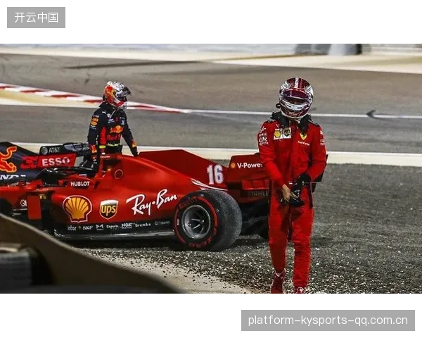 F1新加坡大奖赛：汉密尔顿追平维特尔，拉塞尔开启卫冕之路——赛车梦想的终极决战